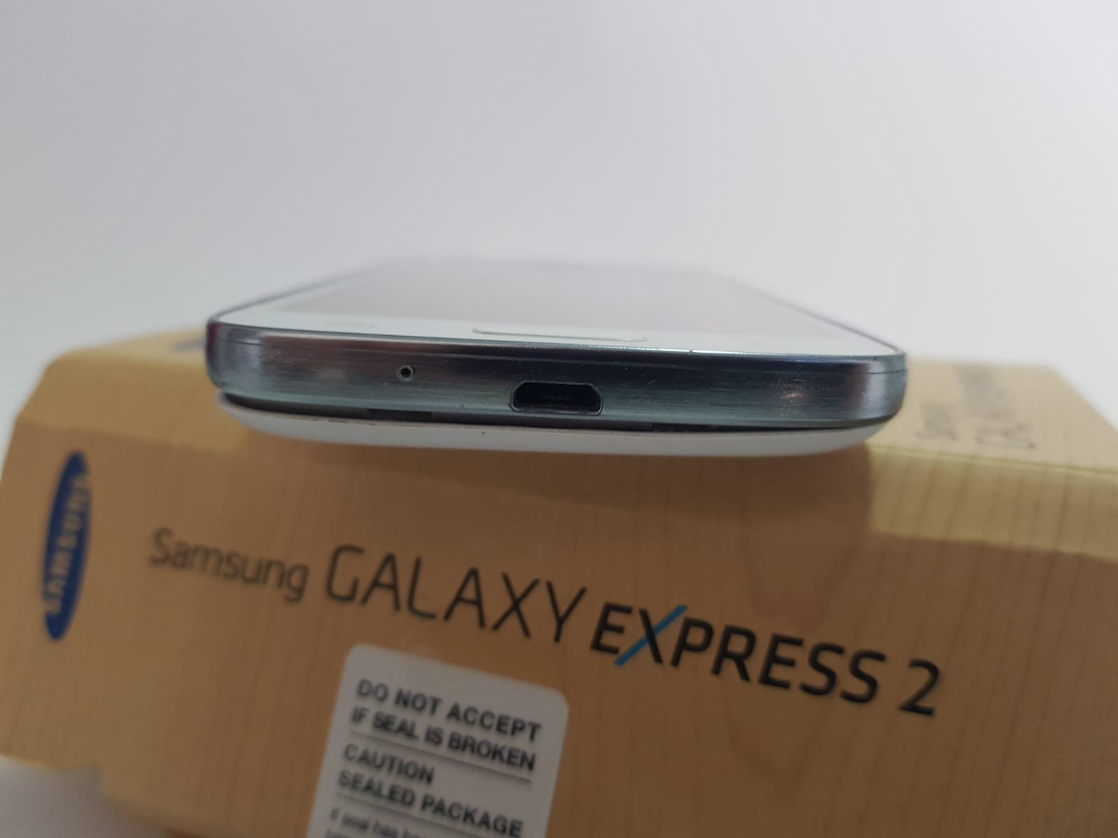 Samsung Galaxy Express 2 #2